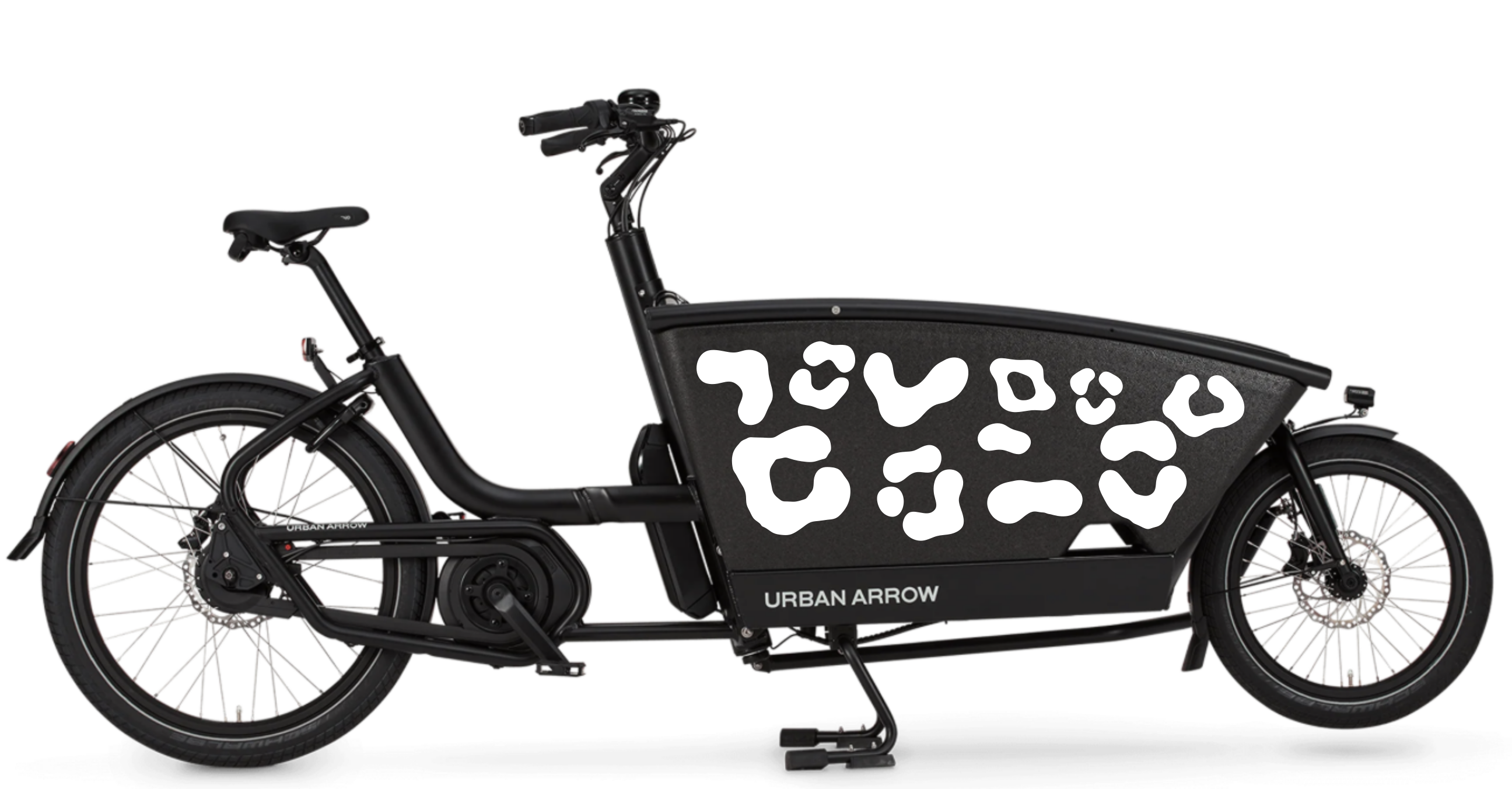 Bakfiets met een panterprint sticker van uitgesneden vinyl op de zijkant van de bak